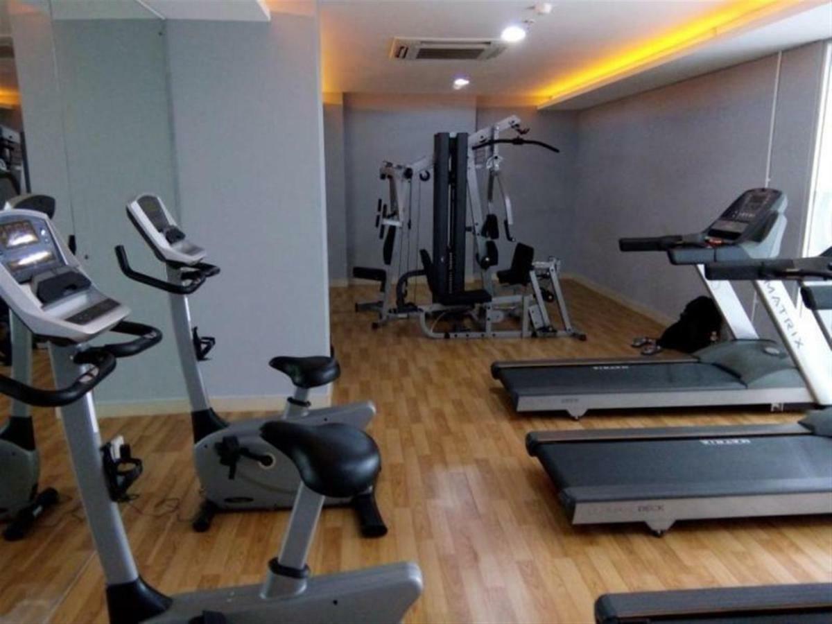 Compact 2br Bassura By Travelio * Jakarta